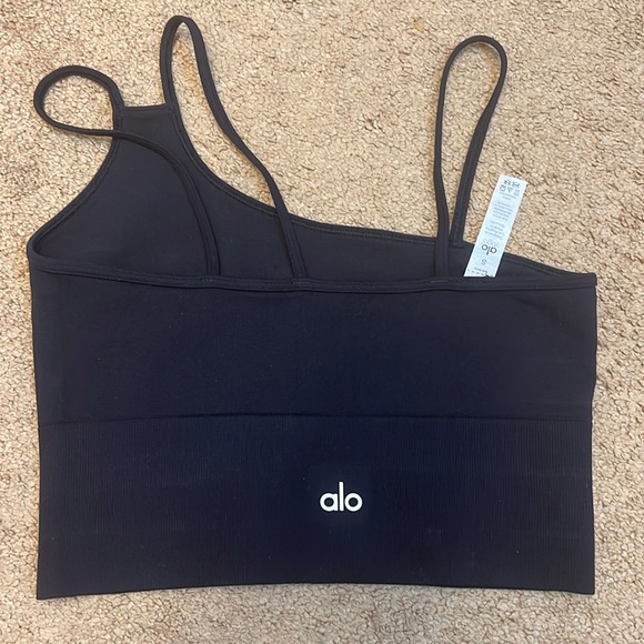 Alo Yoha sports bra - Picture 2 of 2